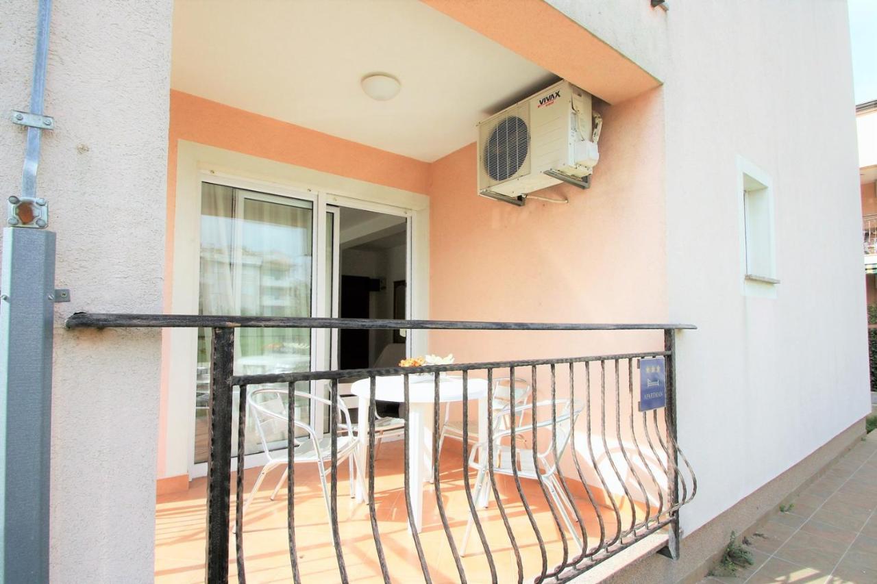 Apartment Mendikovic Porec Exterior photo